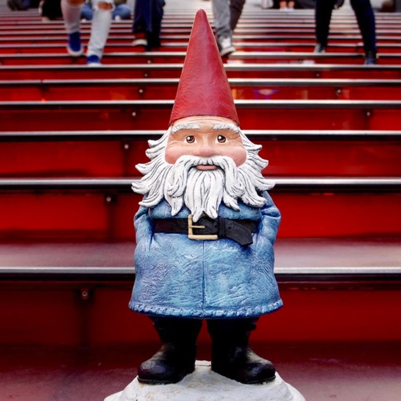 Photo Flash: Travelocity's Roaming Gnome Gets a Front Row Seat to AMELIE!  Image