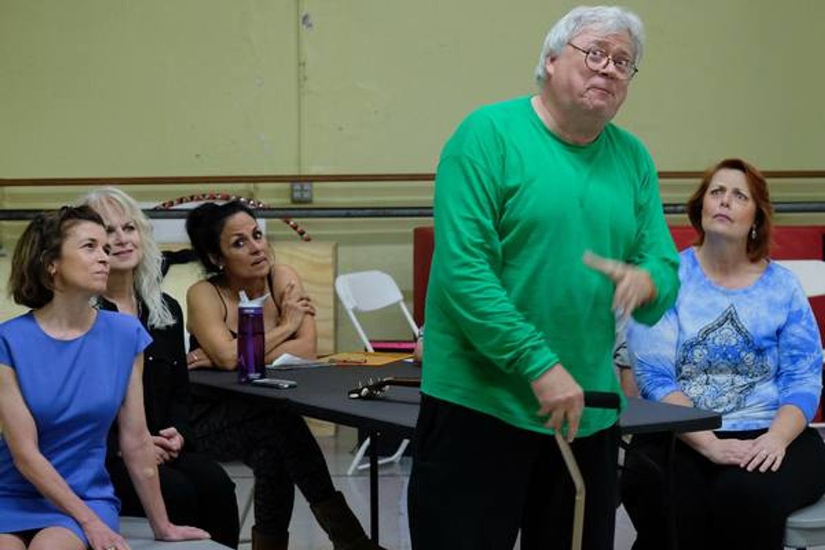 Susan Benninghoff (Miranda), Lorraine Devon Wilke (Helen), Gabriela Nelson (Sherry), Kent Brisby (Bob), Devlin (Kay) at 