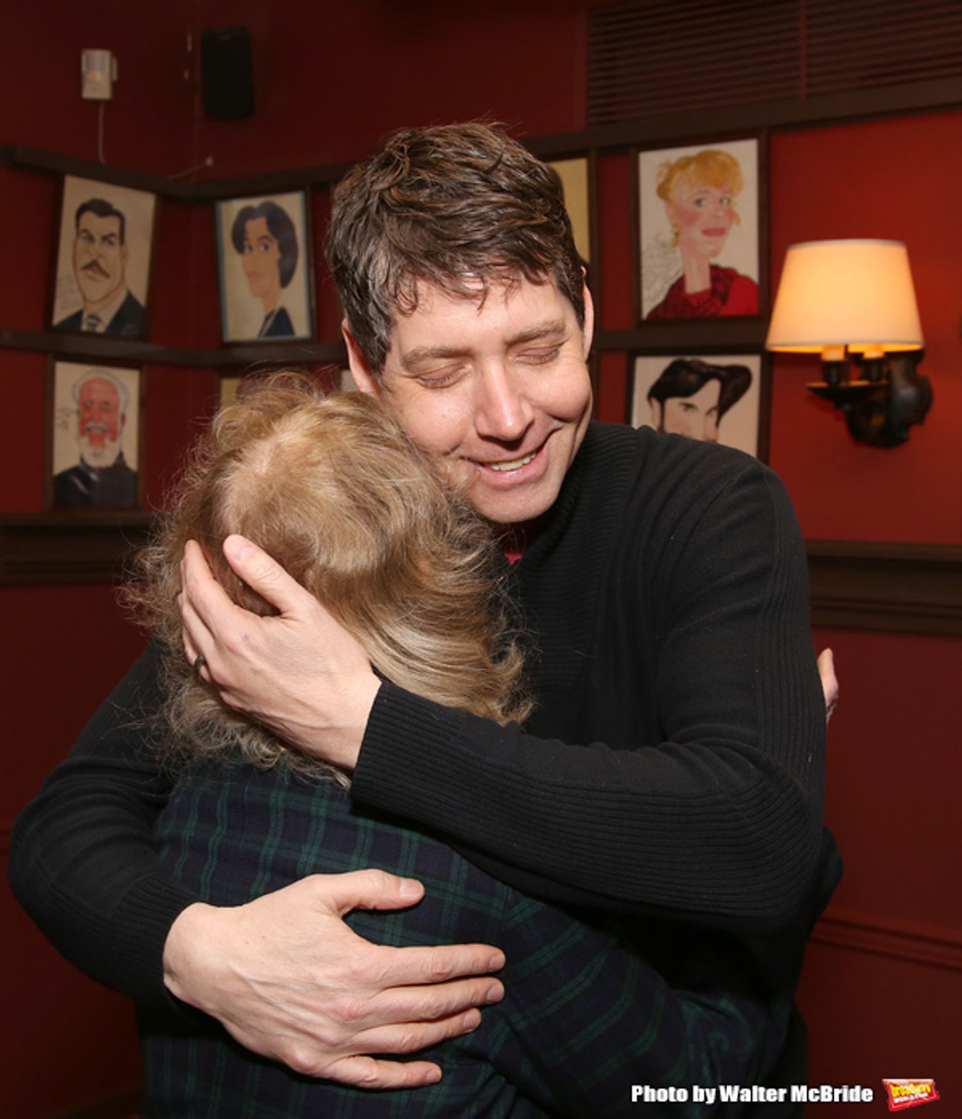 Photo Coverage: James Barbour Celebrates Sardi's Portrait Unveiling  Image