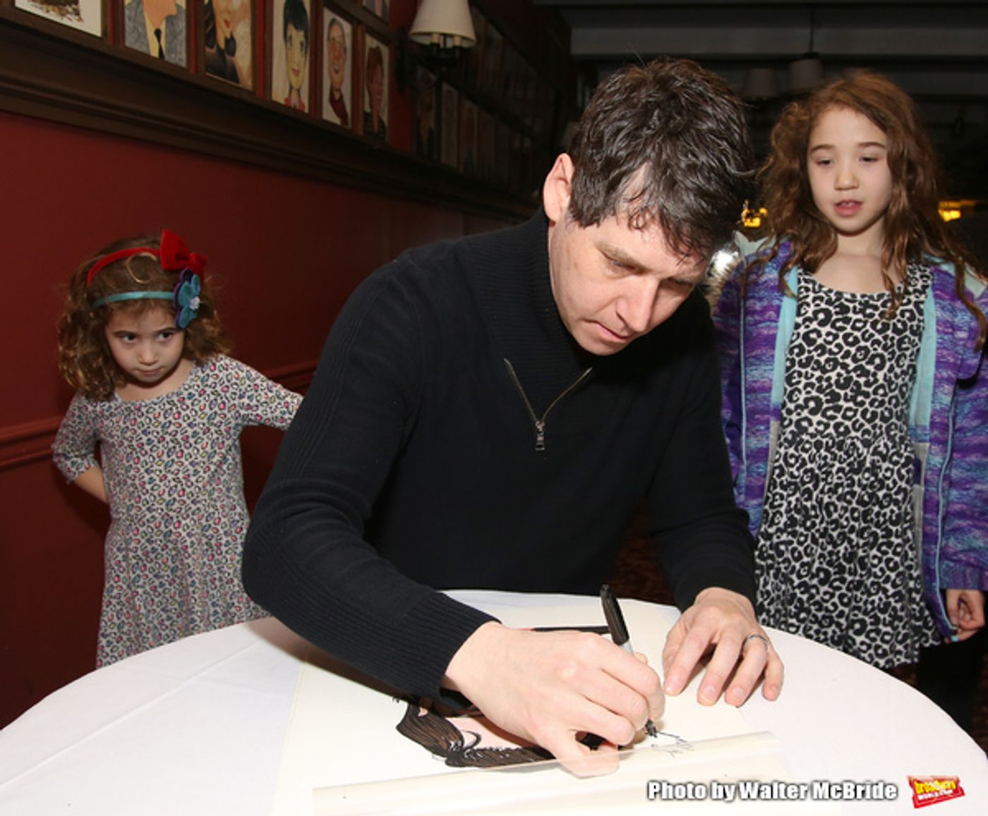 Photo Coverage: James Barbour Celebrates Sardi's Portrait Unveiling  Image