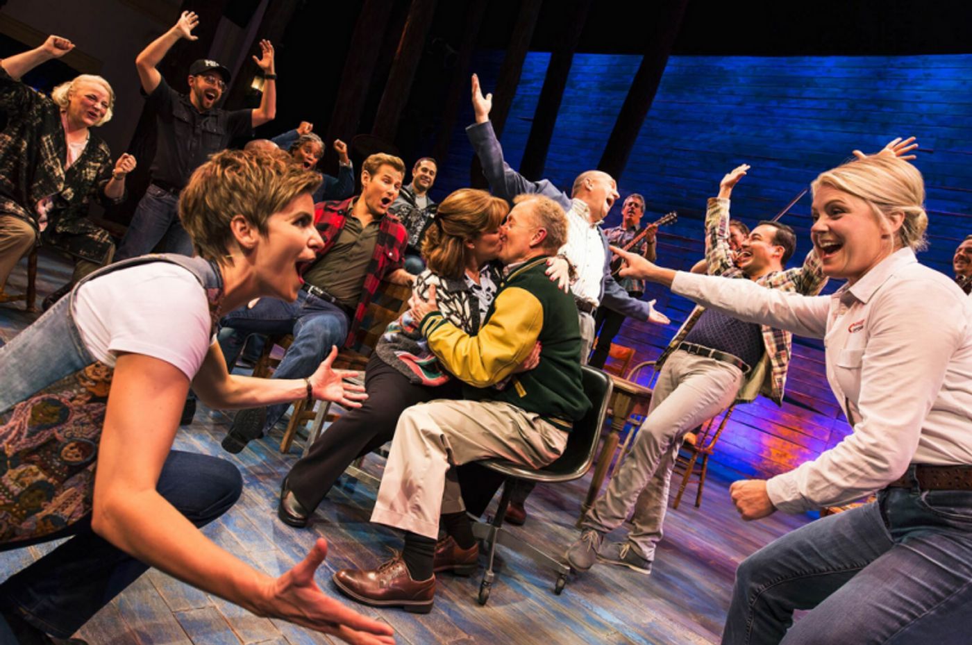 Review: Exhilarating New Musical COME FROM AWAY Celebrates The Helpers Image
