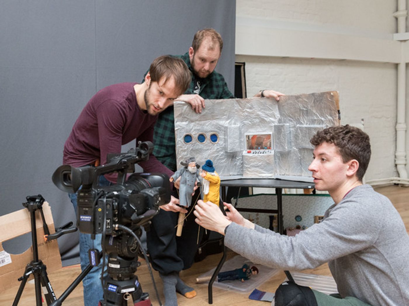 Photo Flash: In Rehearsals with THE MISSING LIGHT at The Old Vic  Image