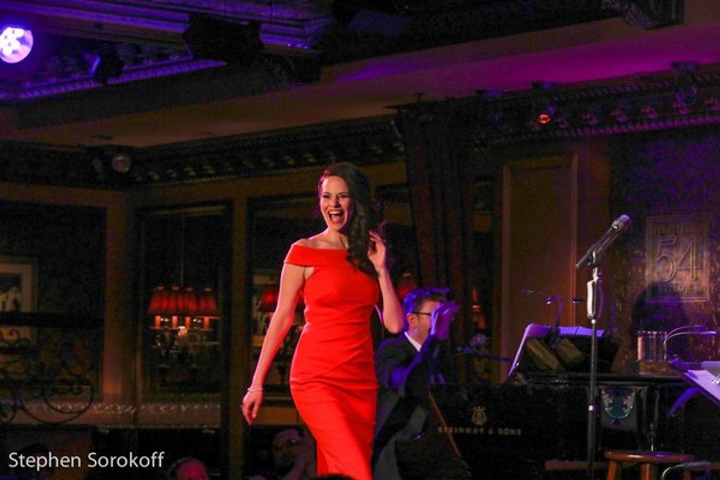 Photo Coverage: Mandy Gonzalez Raises The Roof at Feinstein's/54 Below  Image