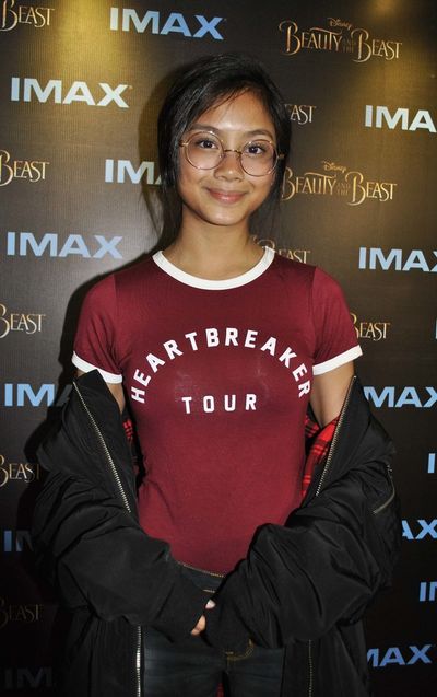 Ylona Garcia Photo