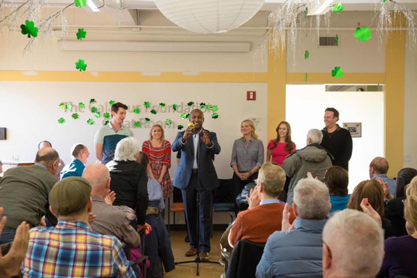 Photo Flash: Jessica Hendy and the Cast of CATS Sing for Seniors in Midtown  Image