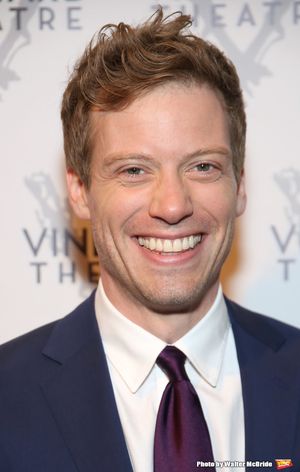 Barrett Foa @ BroadwayWorld Barrett Foa Photo