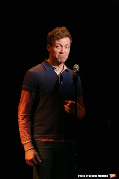Barrett Foa  Photo