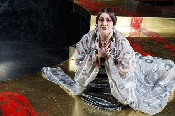 Alexandra Loutsion Photo