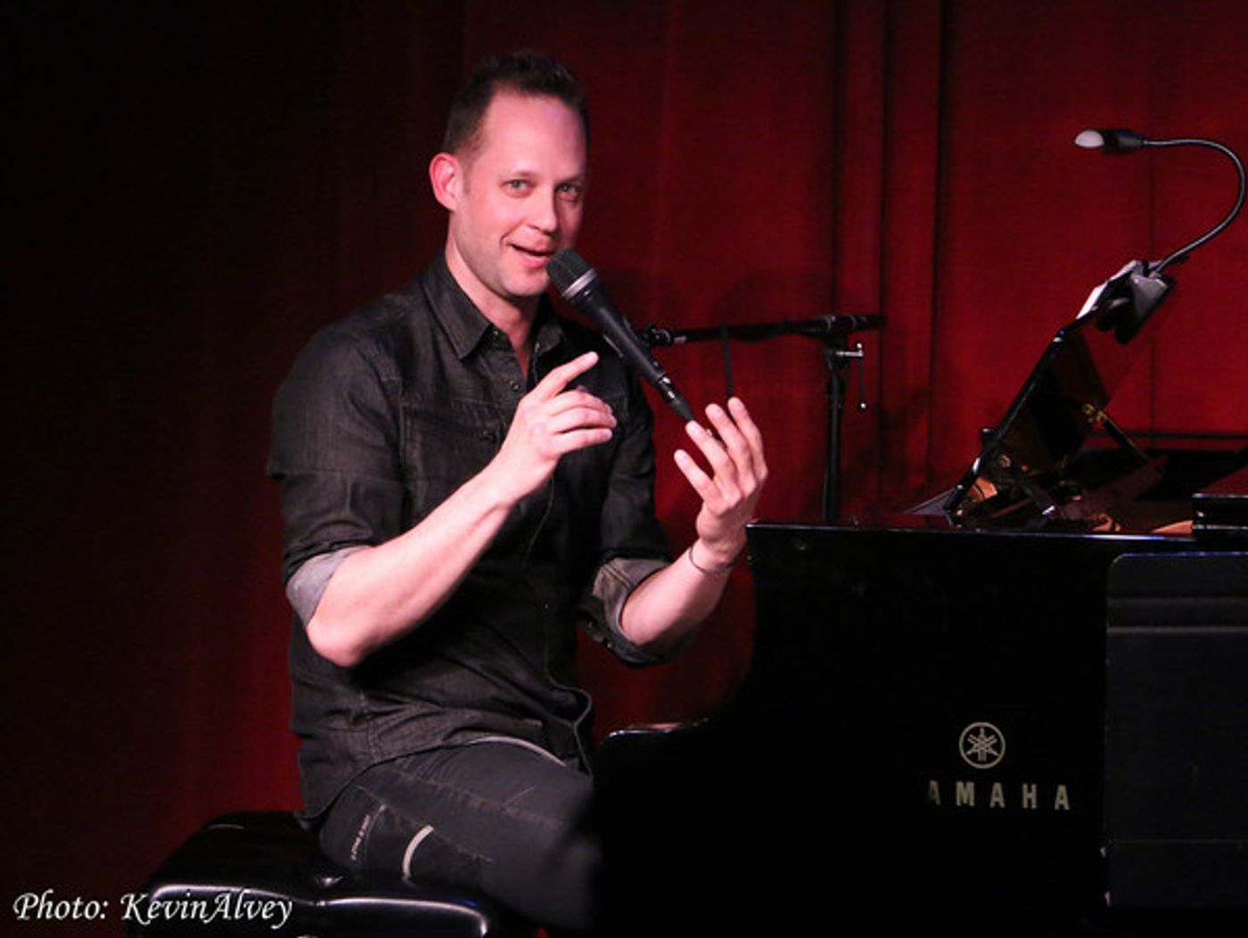 Photo Flash: Jeremy Schonfeld Hosts 'Songwriter Circle' at Birdland Photo Flash: Jeremy Schonfeld Hosts 'Songwriter Circle' at Birdland Image