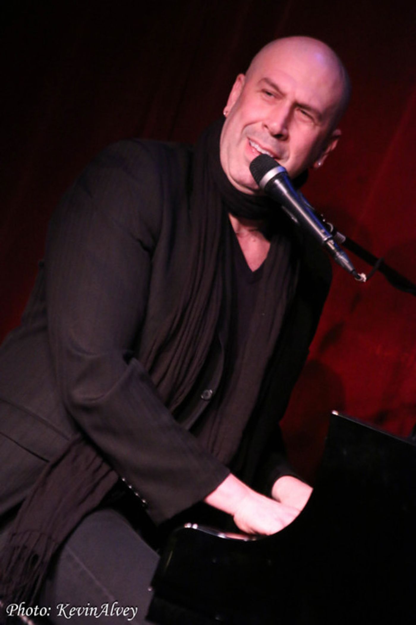 Photo Flash: Jeremy Schonfeld Hosts 'Songwriter Circle' at Birdland Photo Flash: Jeremy Schonfeld Hosts 'Songwriter Circle' at Birdland Image