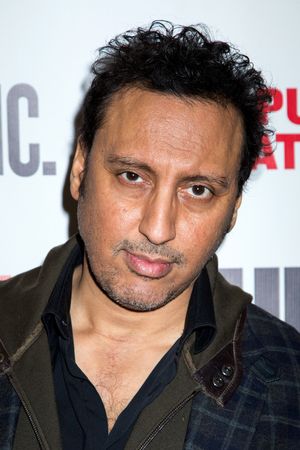 Aasif Mandvi @ BroadwayWorld Aasif Mandvi Photo
