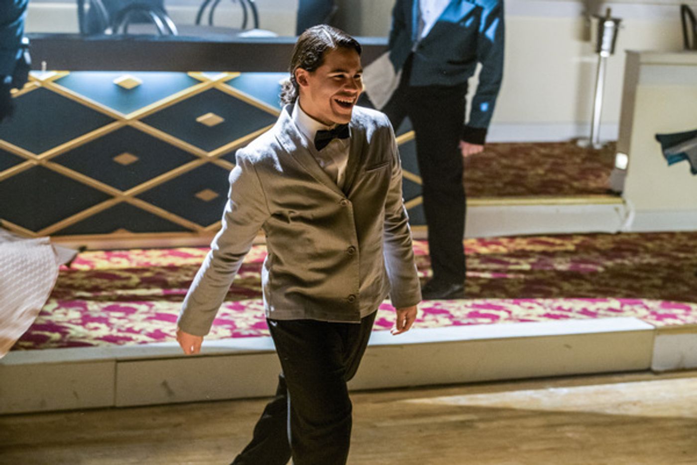 Photo Flash: Darren Criss, Jeremy Jordan & More in FLASH/SUPERGIRL Musical Episode Photo Flash: Darren Criss, Jeremy Jordan & More in FLASH/SUPERGIRL Musical Episode Image
