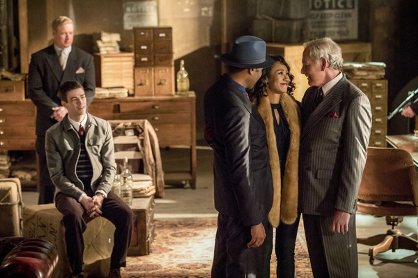Photo Flash: Darren Criss, Jeremy Jordan & More in FLASH/SUPERGIRL Musical Episode Photo Flash: Darren Criss, Jeremy Jordan & More in FLASH/SUPERGIRL Musical Episode Image