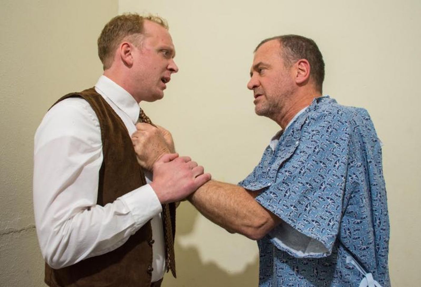 Review: ACT 1's Otherworldly ANGELS IN AMERICA: PERESTROIKA  Image