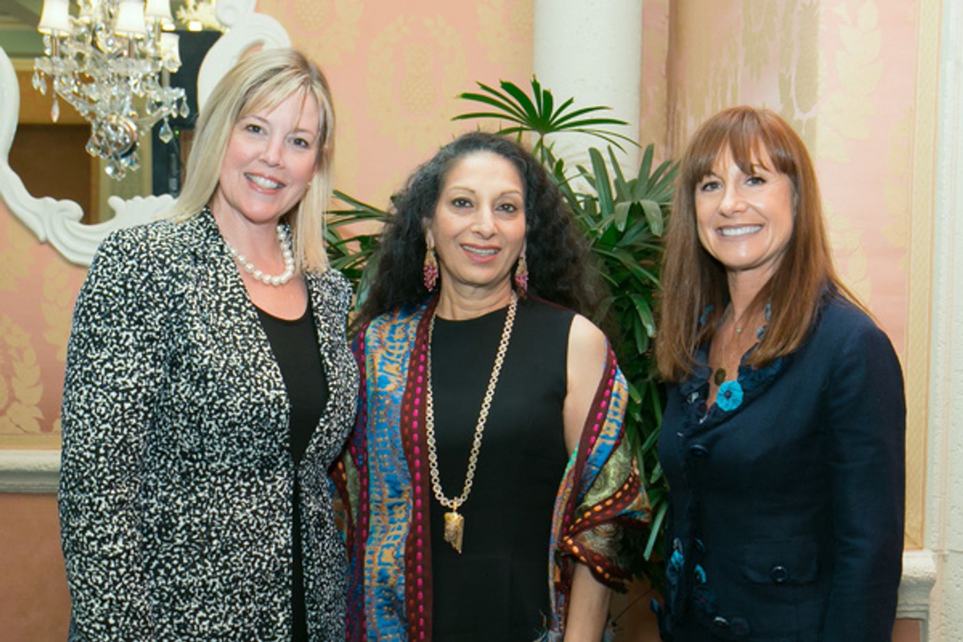 Photo Flash: CULTURE & COCKTAILS at The Colony Welcomes 100 Guests for Talk by Jewelry Designer Coomi Photo Flash: CULTURE & COCKTAILS at The Colony Welcomes 100 Guests for Talk by Jewelry Designer Coomi Image