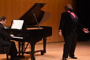 Errin Brooks @ BroadwayWorld Errin Brooks Photo