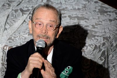Joel Grey Photo