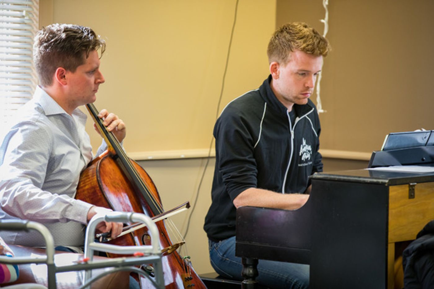 Photo Flash: AN AMERICAN IN PARIS Tour Stars Sing for Seniors in Denver  Image