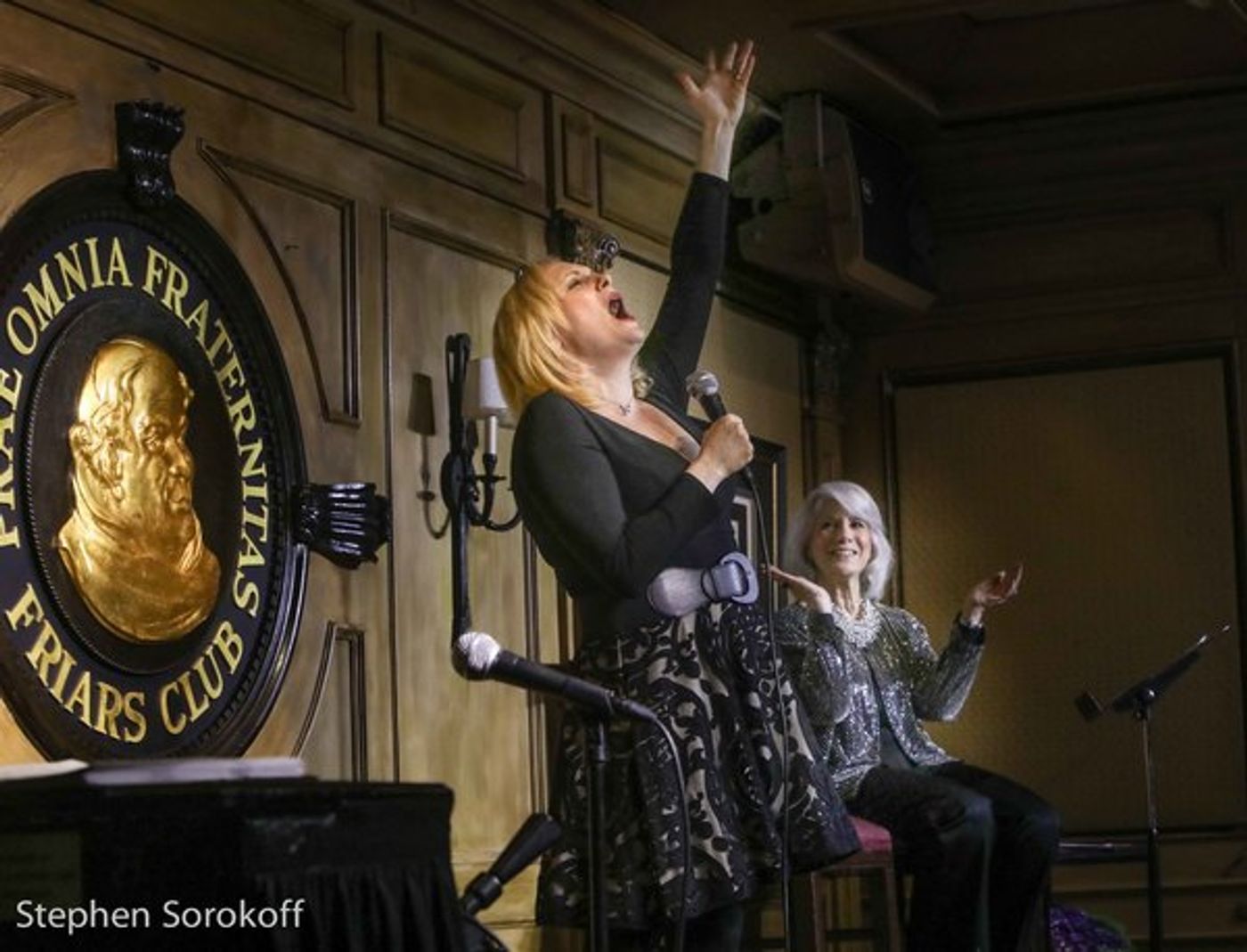 Photo Coverage: Jamie deRoy & (Friar) Friends Swing Into Spring at Friars Club  Image