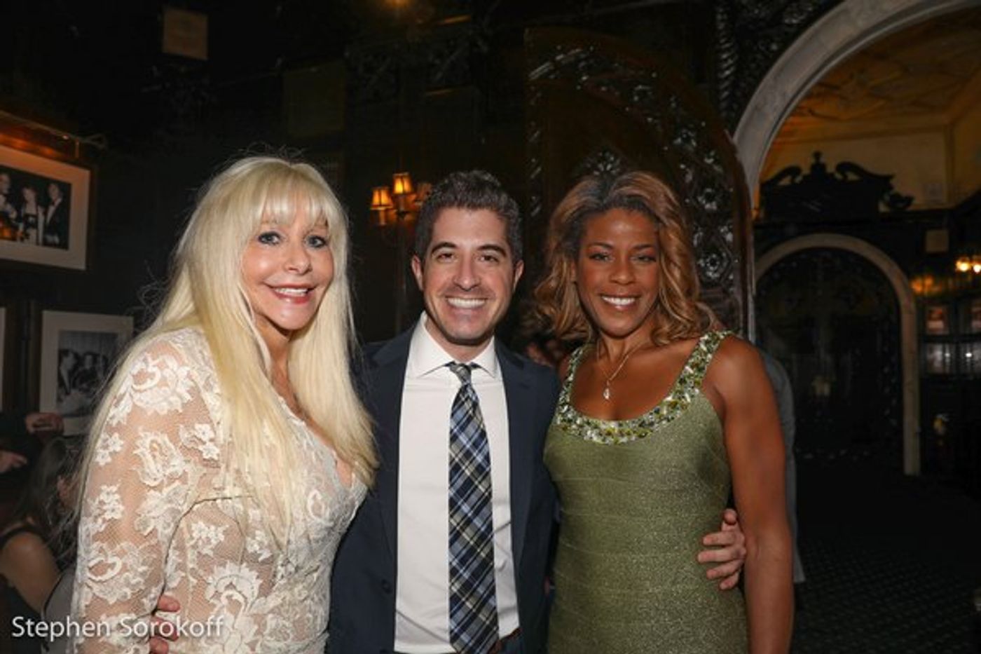 Photo Coverage: Jamie deRoy & (Friar) Friends Swing Into Spring at Friars Club  Image