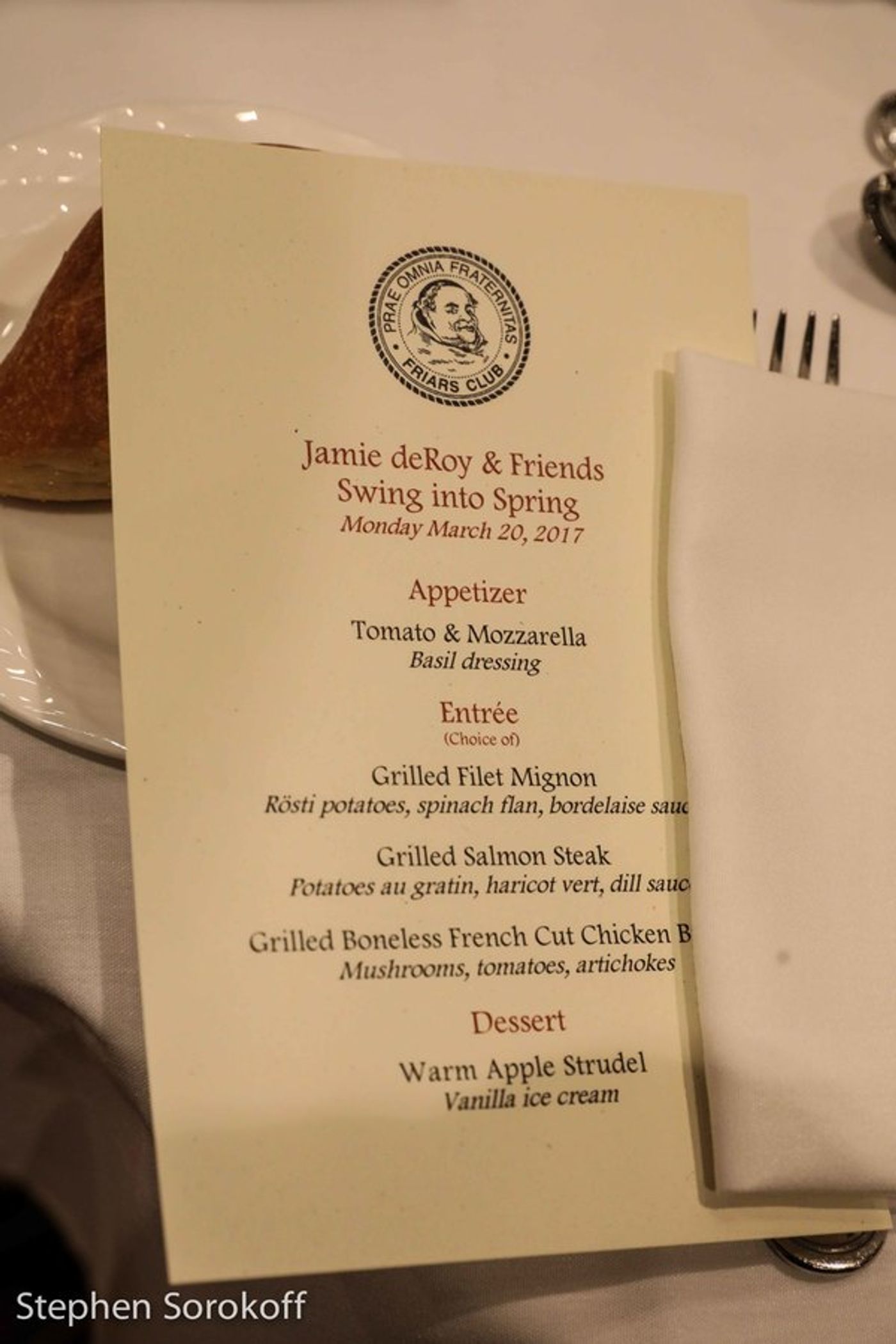 Photo Coverage: Jamie deRoy & (Friar) Friends Swing Into Spring at Friars Club  Image