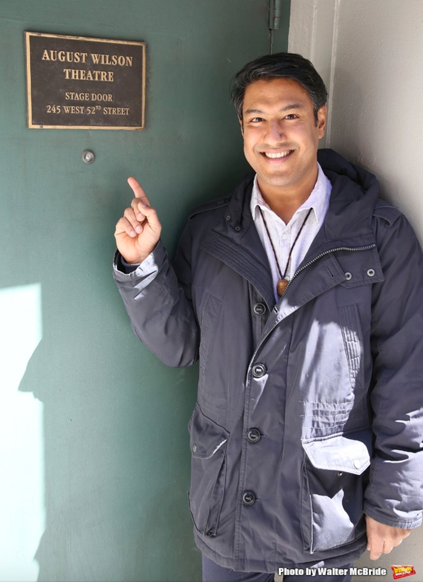 BWW Interview - Debut of the Month - GROUNDHOG DAY's Vishal Vaidya  Image