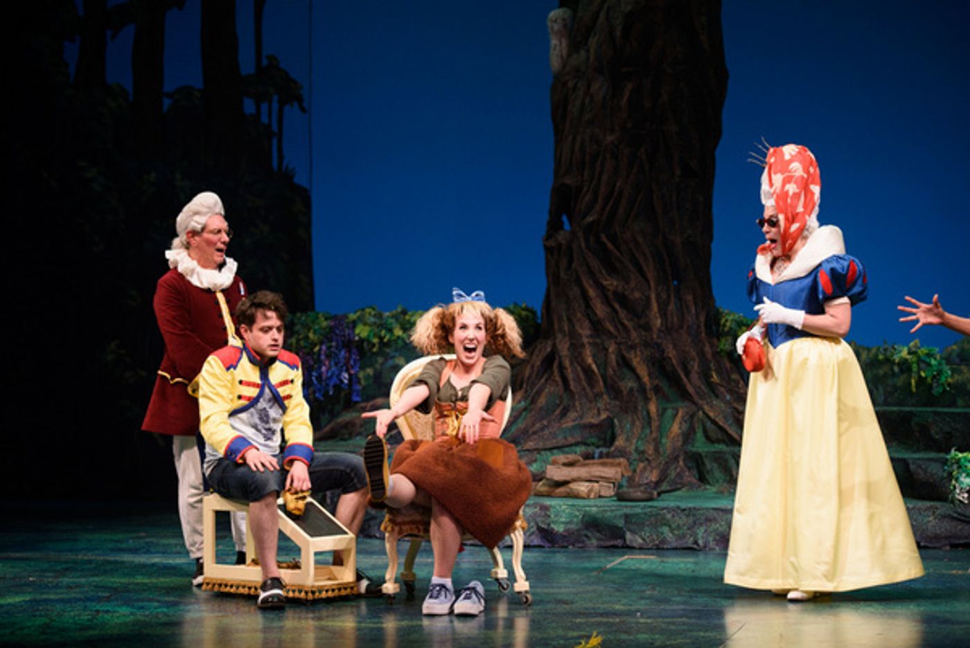 Photo Flash: First Look at CINDERELLA AND FELLA, Opening Tonight at Alliance Theatre  Image