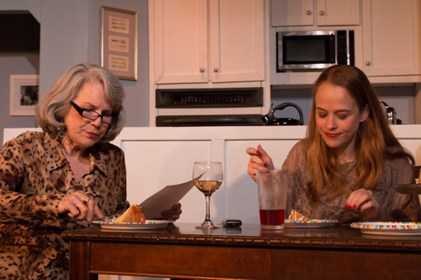 Photo Coverage: First look at Curtain Players' RABBIT HOLE  Image