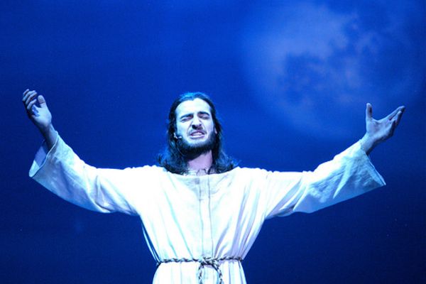 Billy Lewis Jr.  Photo