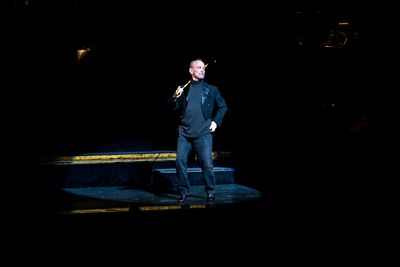 Joel Grey Photo