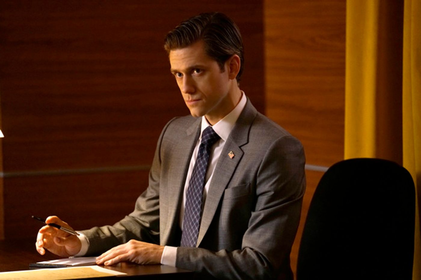 Photo Flash: BWW Exclusive First Look - Aaron Tveit Guests on THE GOOD FIGHT  Image