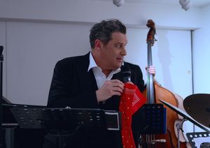 Isaac Mizrahi Photo