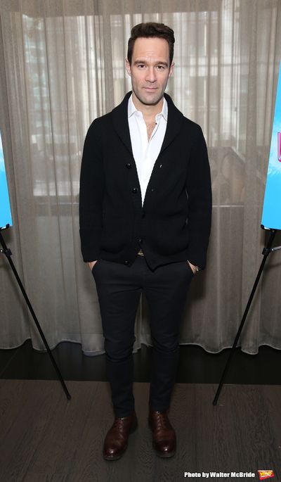 Chris Diamantopoulos Photo