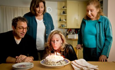 Paul Canter, Leslie Gangl Howe, Shannon Saleh and Elaine Arnett Photo