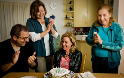 Paul Canter, Leslie Gangl Howe, Shannon Saleh and Elaine Arnett Photo