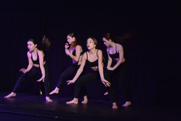 Rylee Belk, Raquel Wallace, Hailey Beasley and Sydney Laughlin Photo