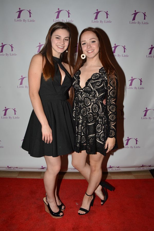 Sidney Laughlin and Hailey Beasley Photo