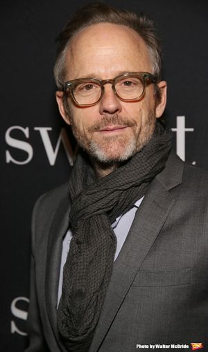 John Benjamin Hickey @ BroadwayWorld John Benjamin Hickey Photo