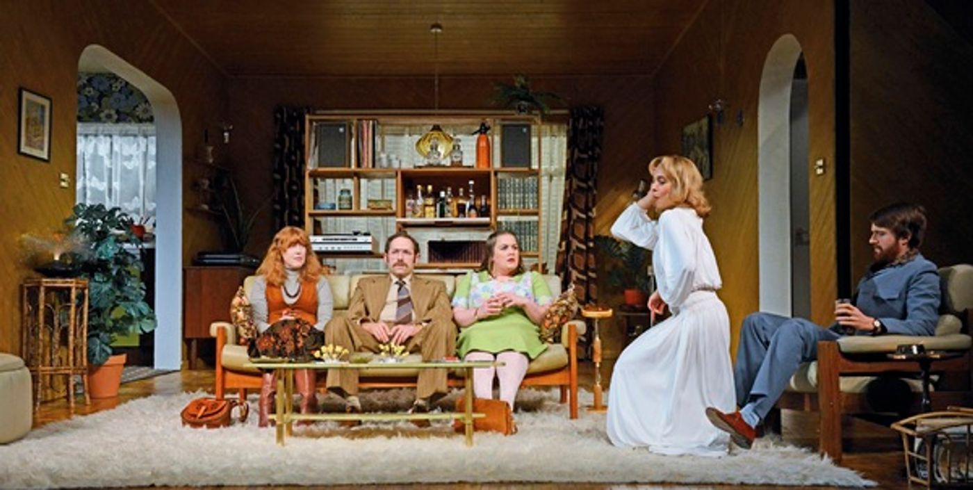 Photo Flash: First Look at Amanda Abbington and More in ABIGAIL'S PARTY at Theatre Royal Bath  Image