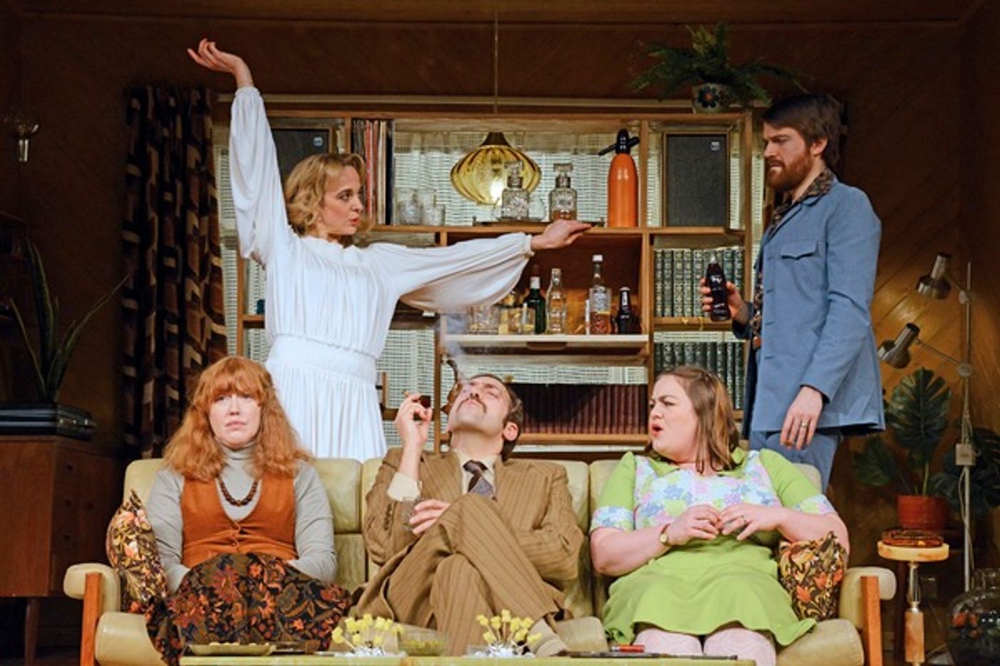 Photo Flash: First Look at Amanda Abbington and More in ABIGAIL'S PARTY at Theatre Royal Bath Photo Flash: First Look at Amanda Abbington and More in ABIGAIL'S PARTY at Theatre Royal Bath Image