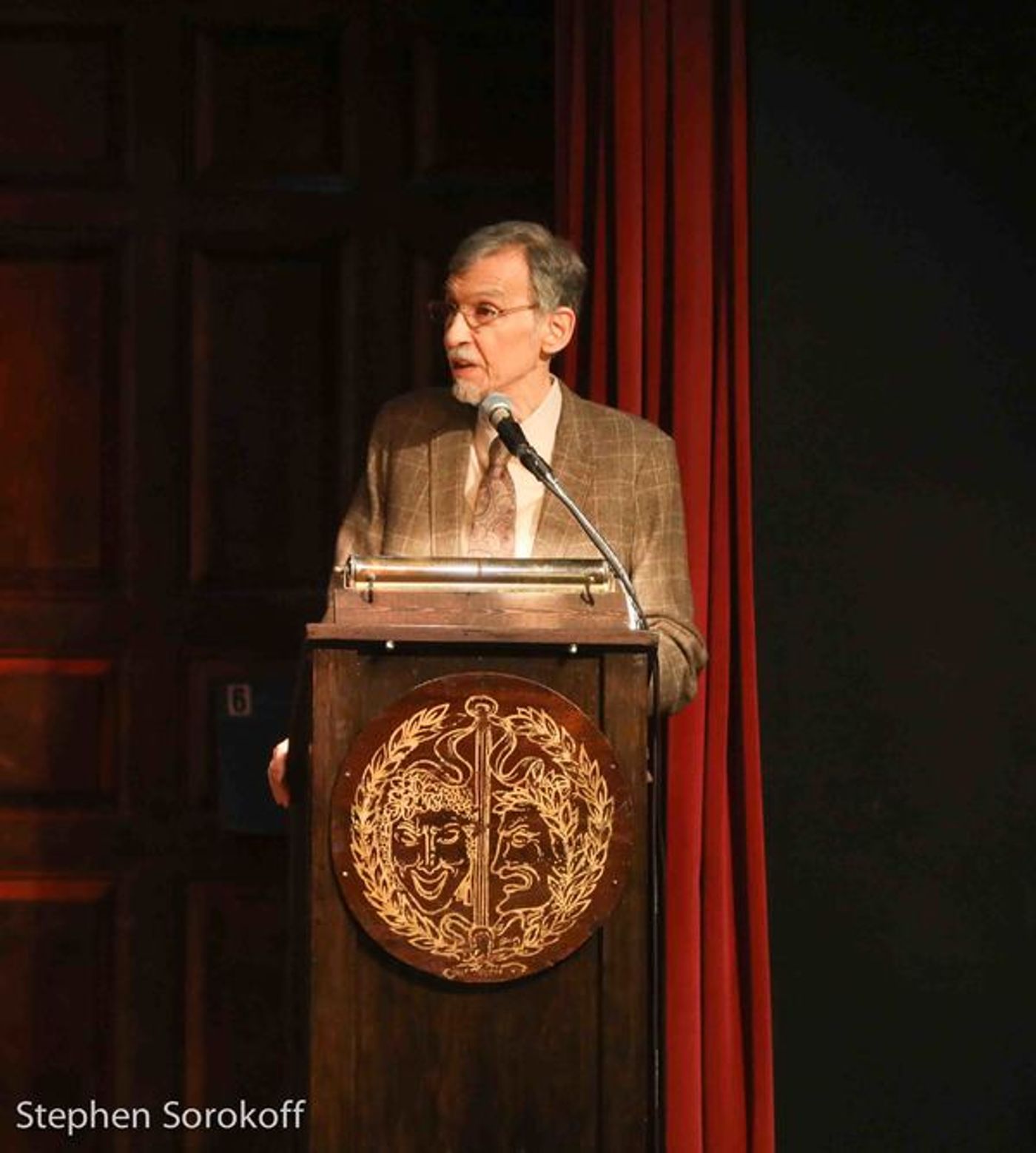 Photo Coverage: Dutch Treat Club Hosts New York Times Columnist Gail Collins & Vocalist Richard Malavet  Image