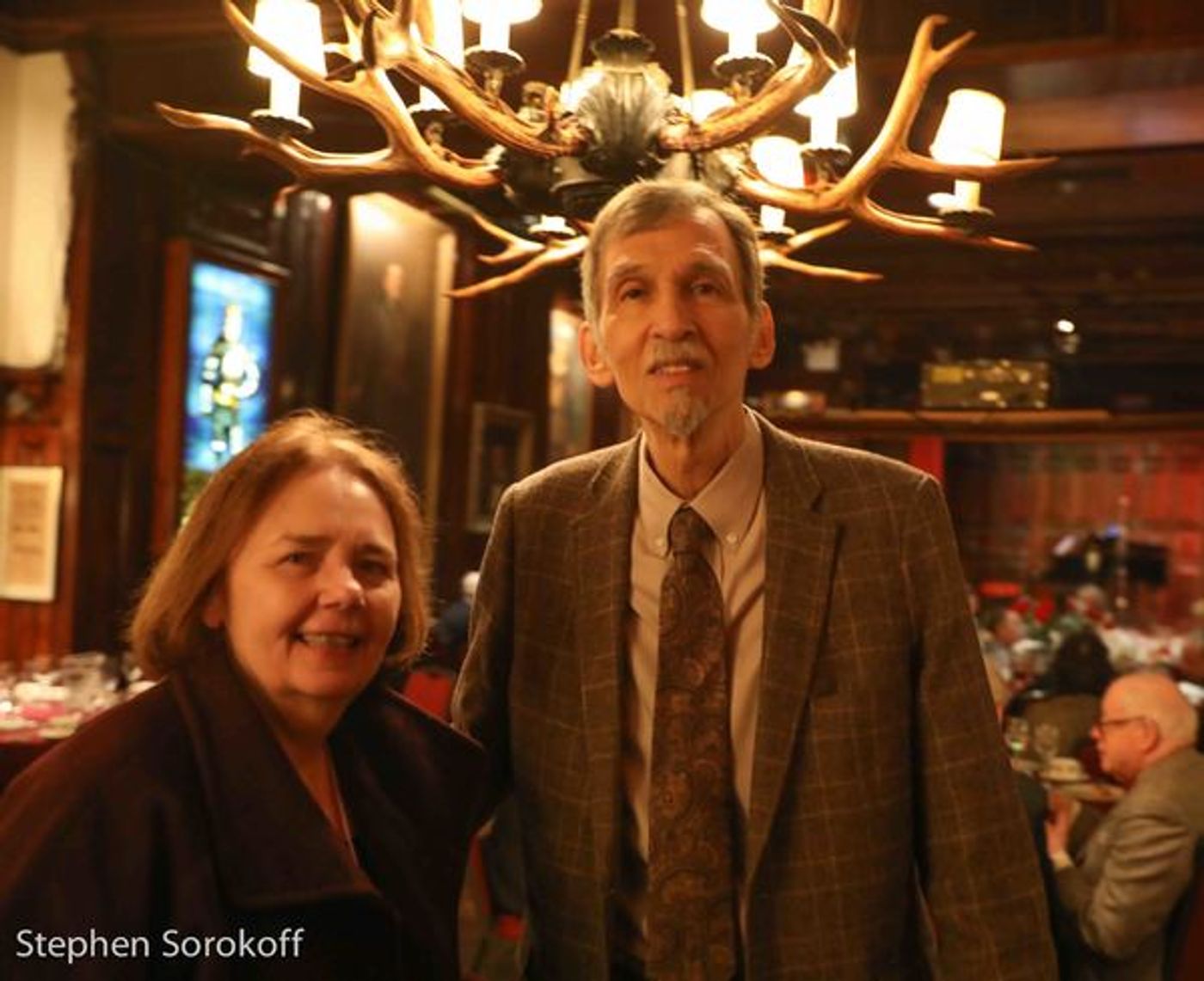 Photo Coverage: Dutch Treat Club Hosts New York Times Columnist Gail Collins & Vocalist Richard Malavet  Image