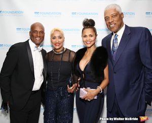 Kenny Leon, Jennifer Thompson, DorÃ½s Madden and Julius "Dr. J" Erving  Photo