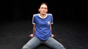 Eve Steele @ BroadwayWorld Eve Steele Photo