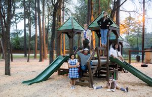 Daniela Garrett, Raul Alberto, Justin Vrana, Courtlin Parisher, and April Palm  Photo