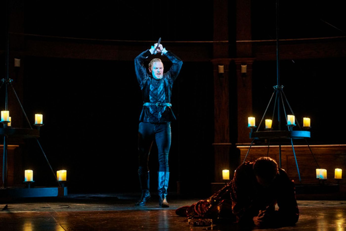 Photo Flash: Hanna Theatre Playhouse Square presents HAMLET Photo Flash: Hanna Theatre Playhouse Square presents HAMLET Image