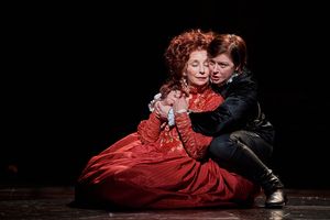 Laura Perrotta, Laura Welsh Berg @ BroadwayWorld Laura Perrotta, Laura Welsh Berg Photo