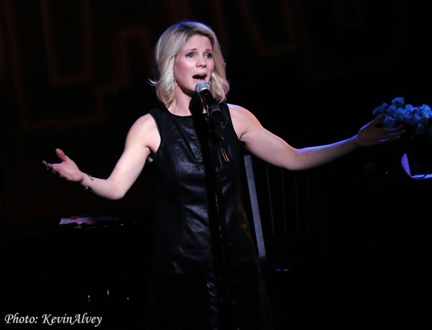 Photo Flash: SHOW BIZ AFTER HOURS WITH FRANK DILELLA Welcomes Kelli O' Hara, Claybourne Elder, and More  Image