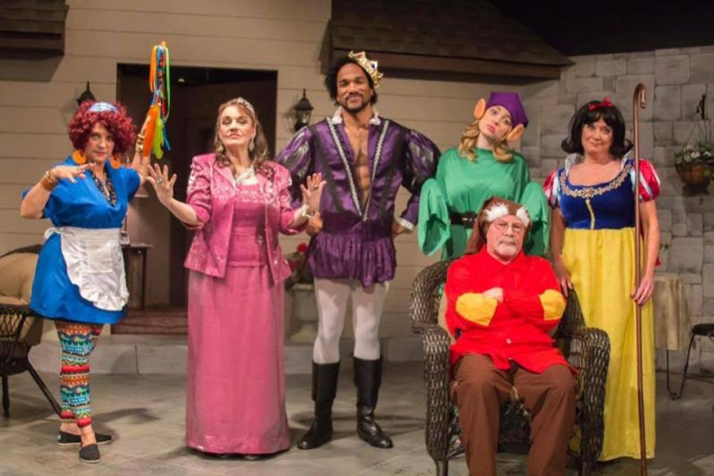 Friday 5 (+1): Pull Tight Players' VANYA, SONIA... 'And Them'  Image