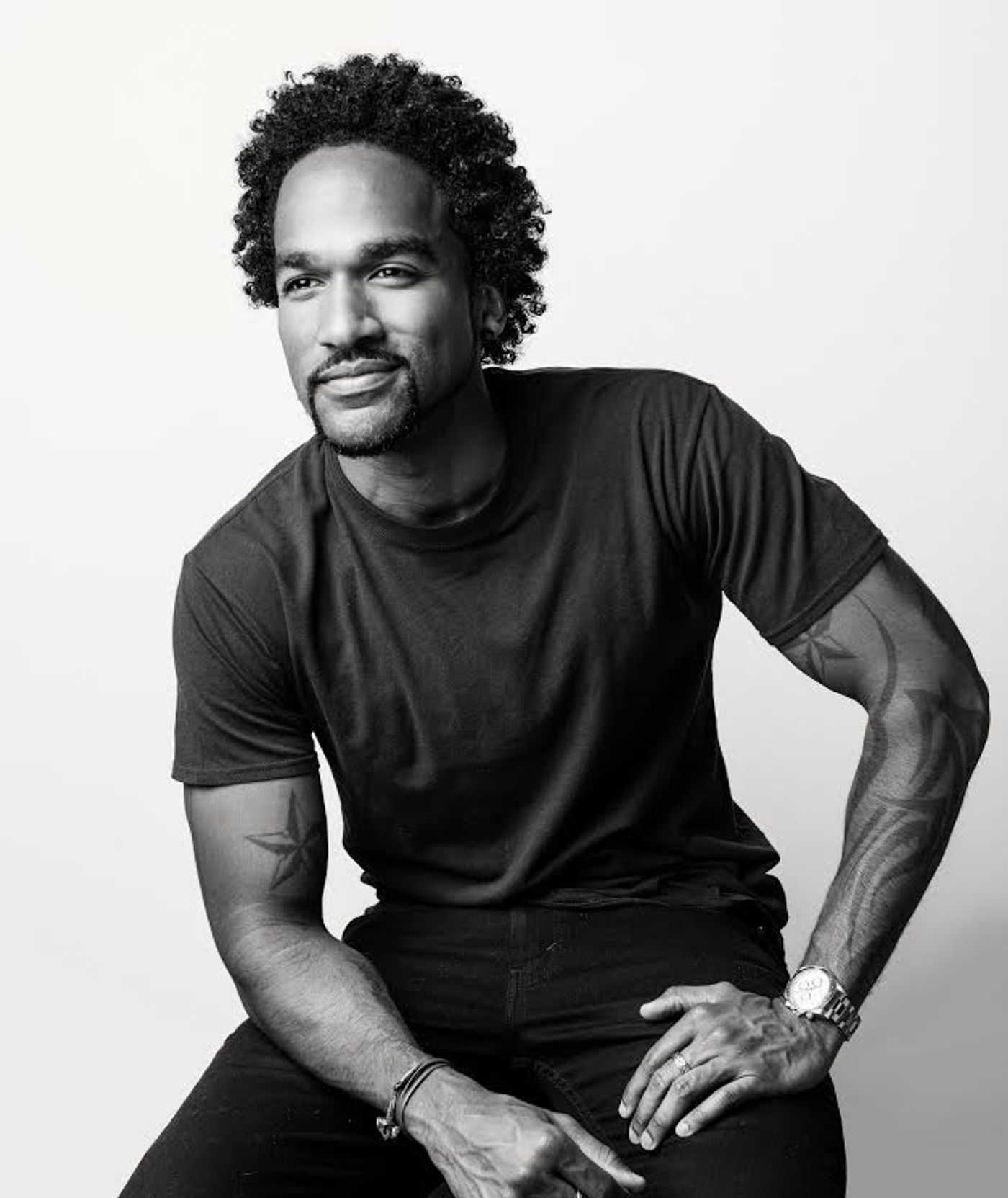 Friday 5 (+1): Pull Tight Players' VANYA, SONIA... 'And Them'  Image